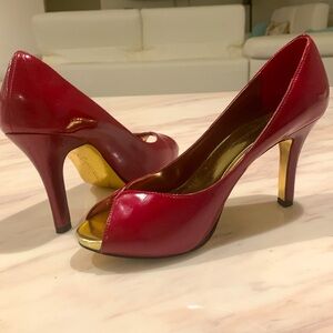 Anne Klein Maeasternm patent leather pumps peep-toe 3.5” heel deep red 7.5